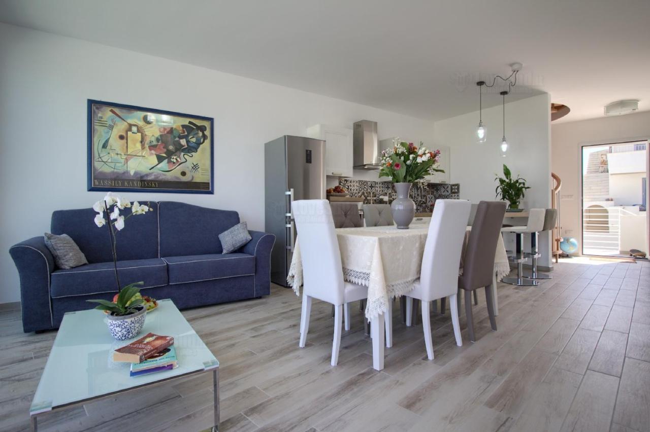 Jacuzzi Holiday Homes By Lovesud Santa Maria di Leuca Luaran gambar