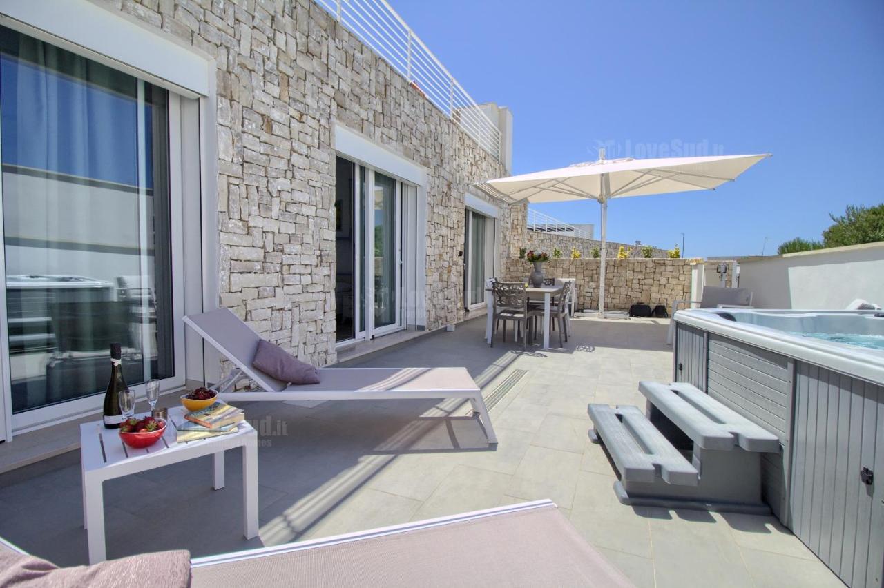 Jacuzzi Holiday Homes By Lovesud Santa Maria di Leuca Luaran gambar