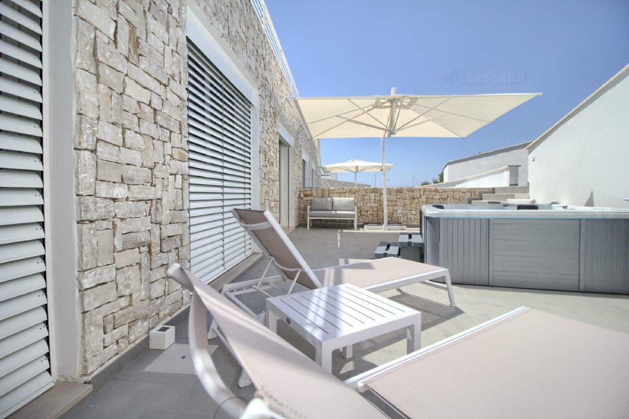 Jacuzzi Holiday Homes By Lovesud Santa Maria di Leuca Luaran gambar