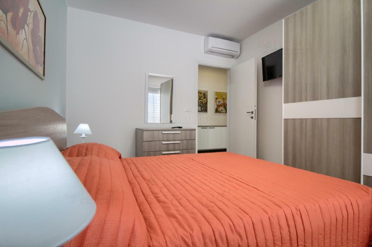 Jacuzzi Holiday Homes By Lovesud Santa Maria di Leuca Luaran gambar