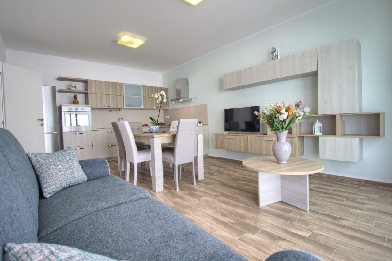 Jacuzzi Holiday Homes By Lovesud Santa Maria di Leuca Luaran gambar